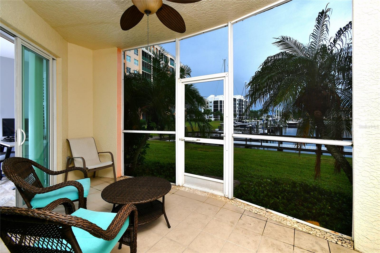 Image 24 of 37 For 2060 Matecumbe Key Road 2102