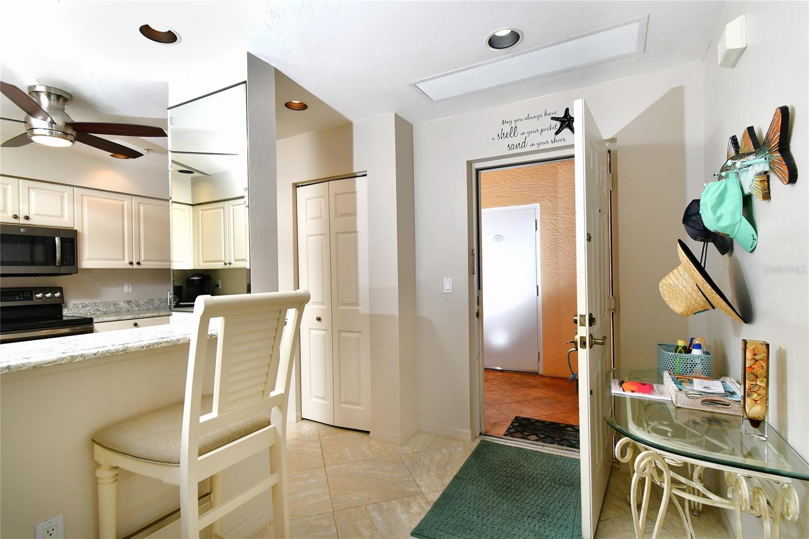 Image 4 of 37 For 2060 Matecumbe Key Road 2102