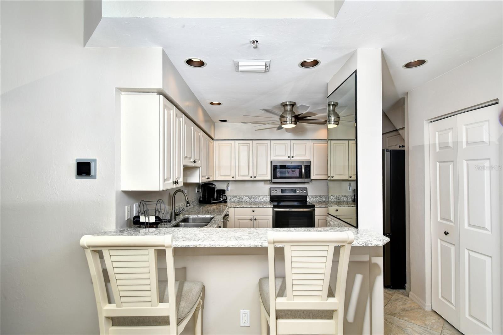 Image 5 of 37 For 2060 Matecumbe Key Road 2102