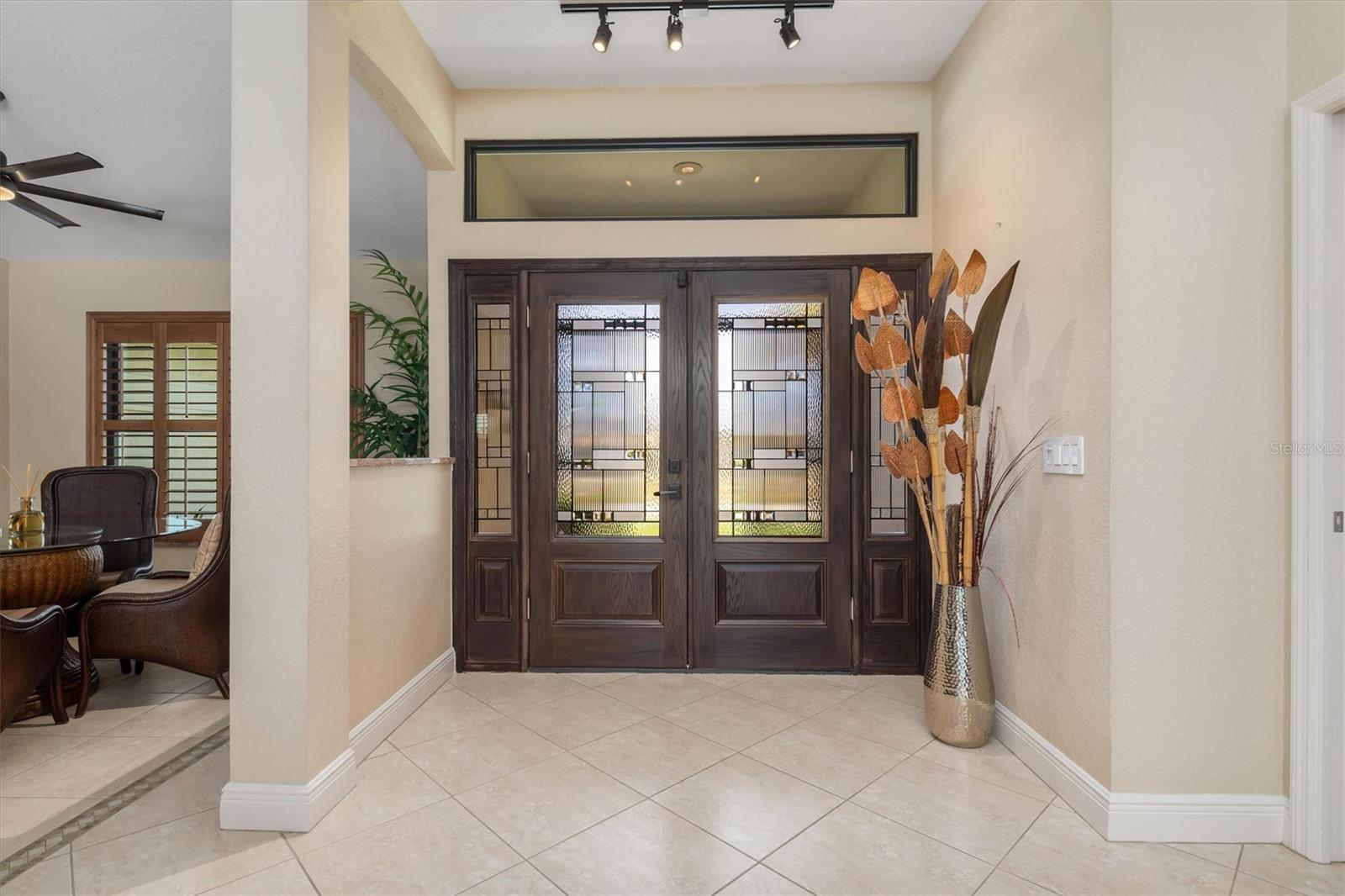 Image 8 of 51 For 340 Belaire Court