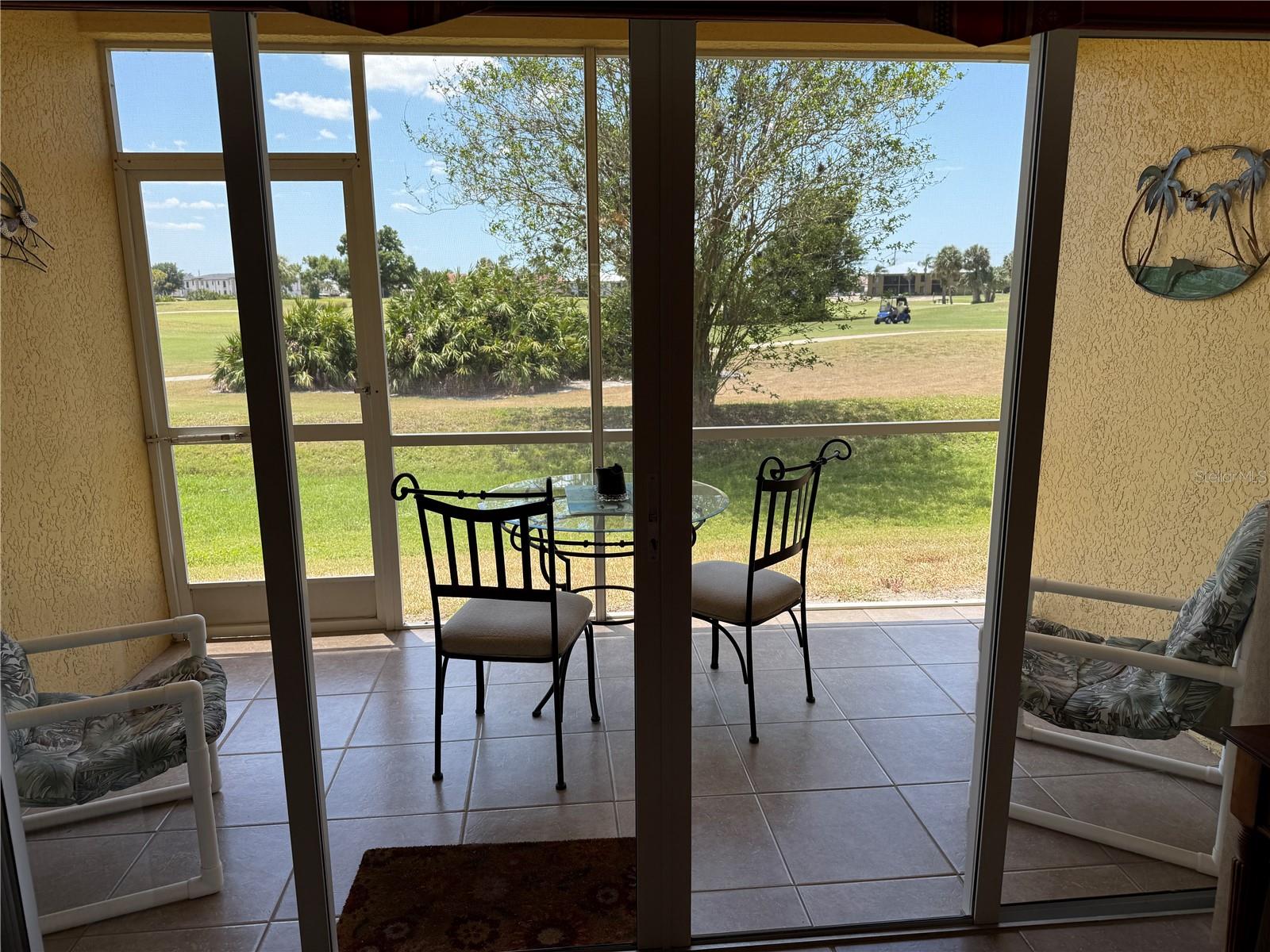 Image 41 of 53 For 1295 Saxony Circle 2101