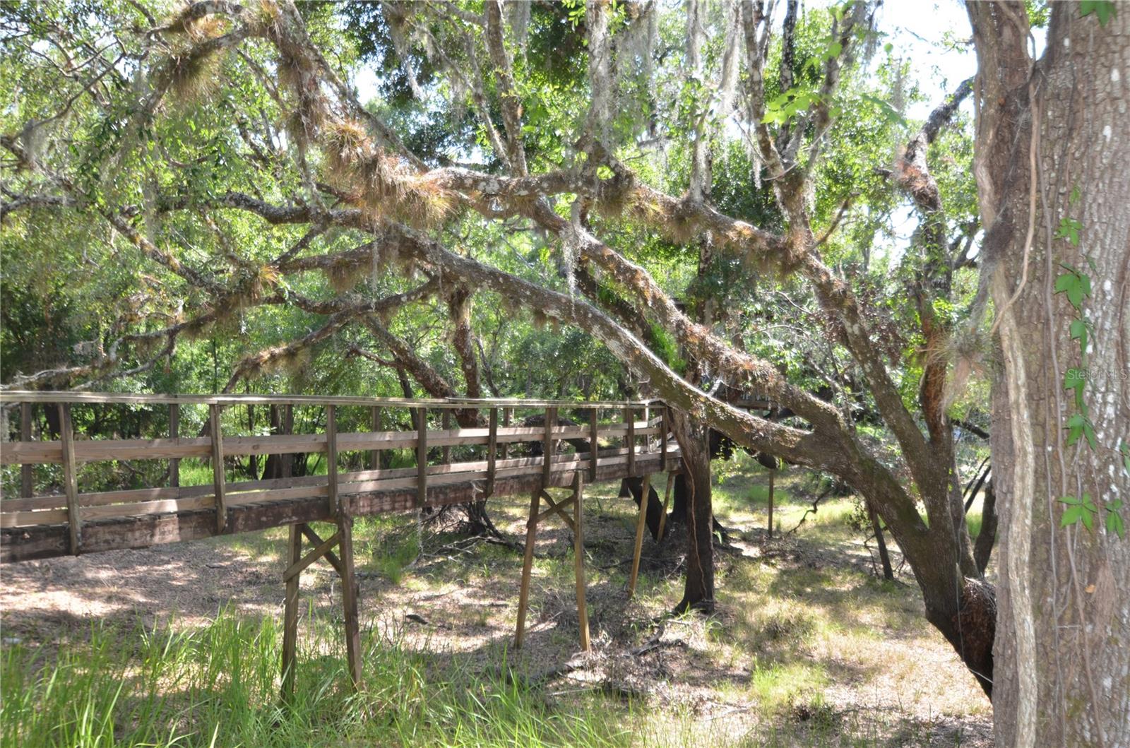 Image 10 of 42 For 5549 River Bend Road