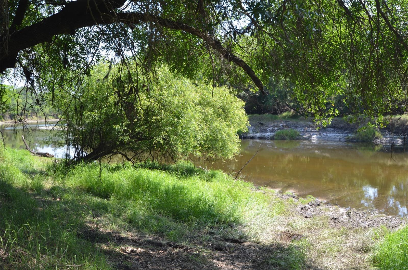 Image 31 of 42 For 5549 River Bend Road