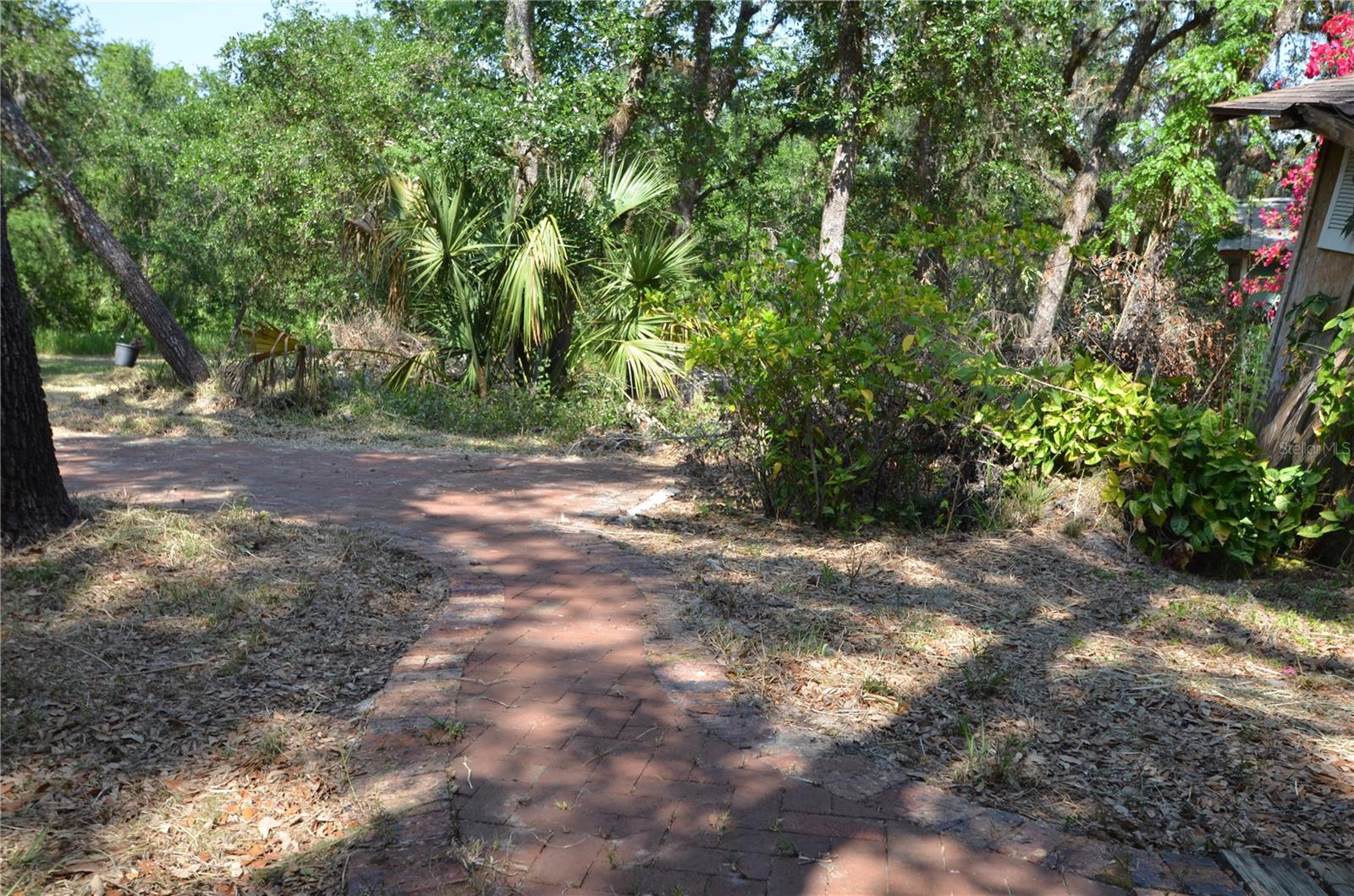 Image 39 of 42 For 5549 River Bend Road