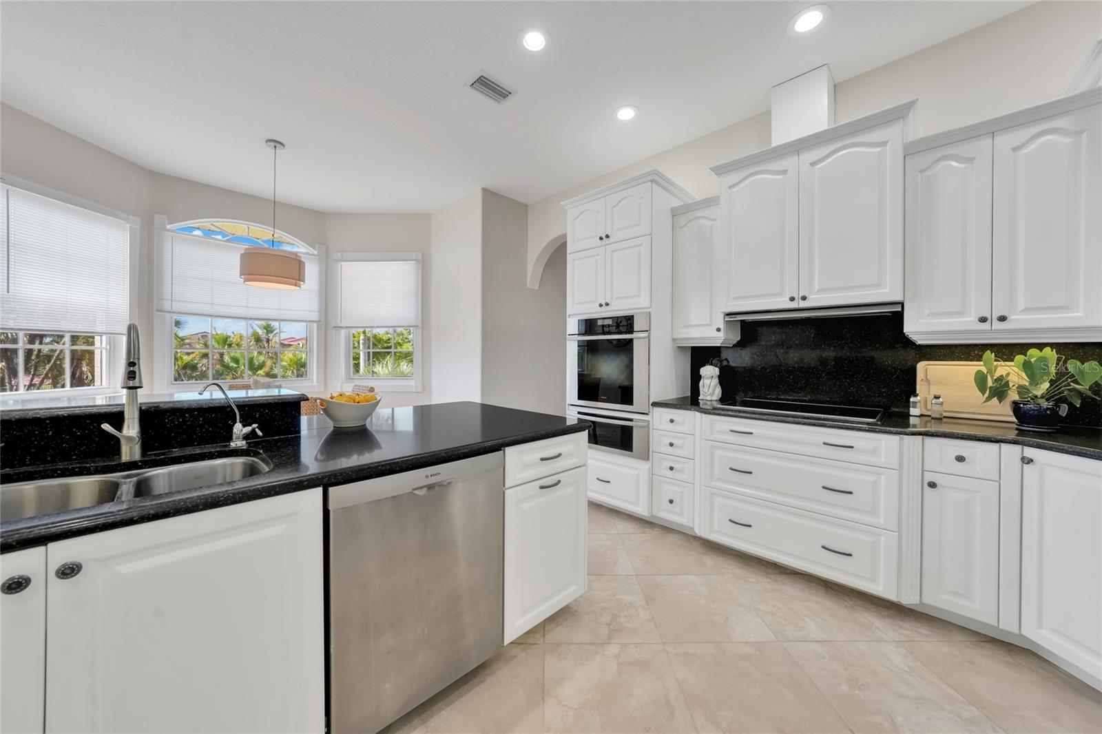 Image 11 of 42 For 196 Tarpon Cove Boulevard 722