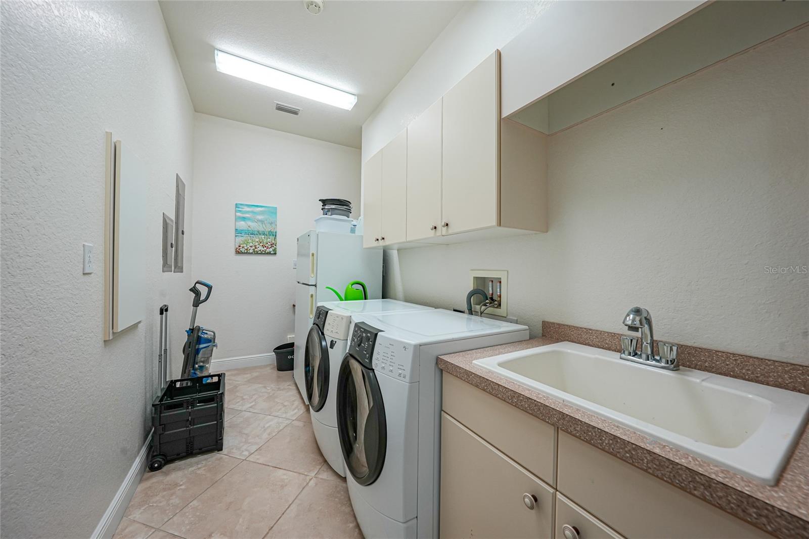 Image 38 of 42 For 196 Tarpon Cove Boulevard 722