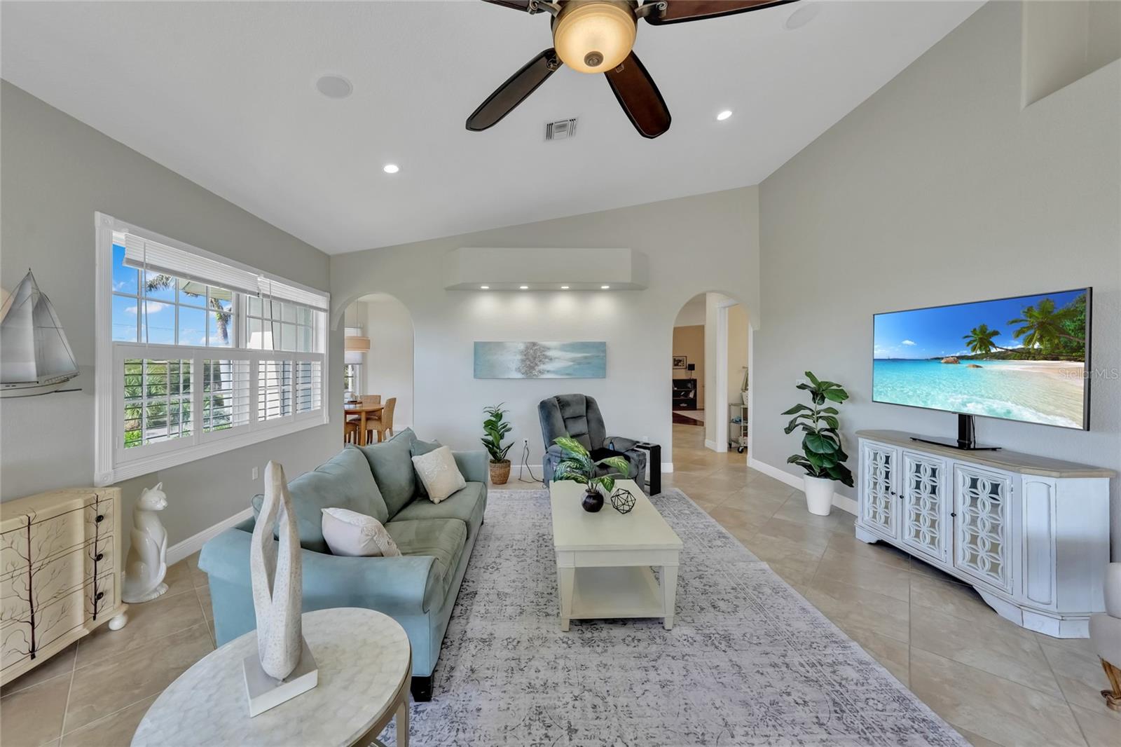 Image 8 of 42 For 196 Tarpon Cove Boulevard 722