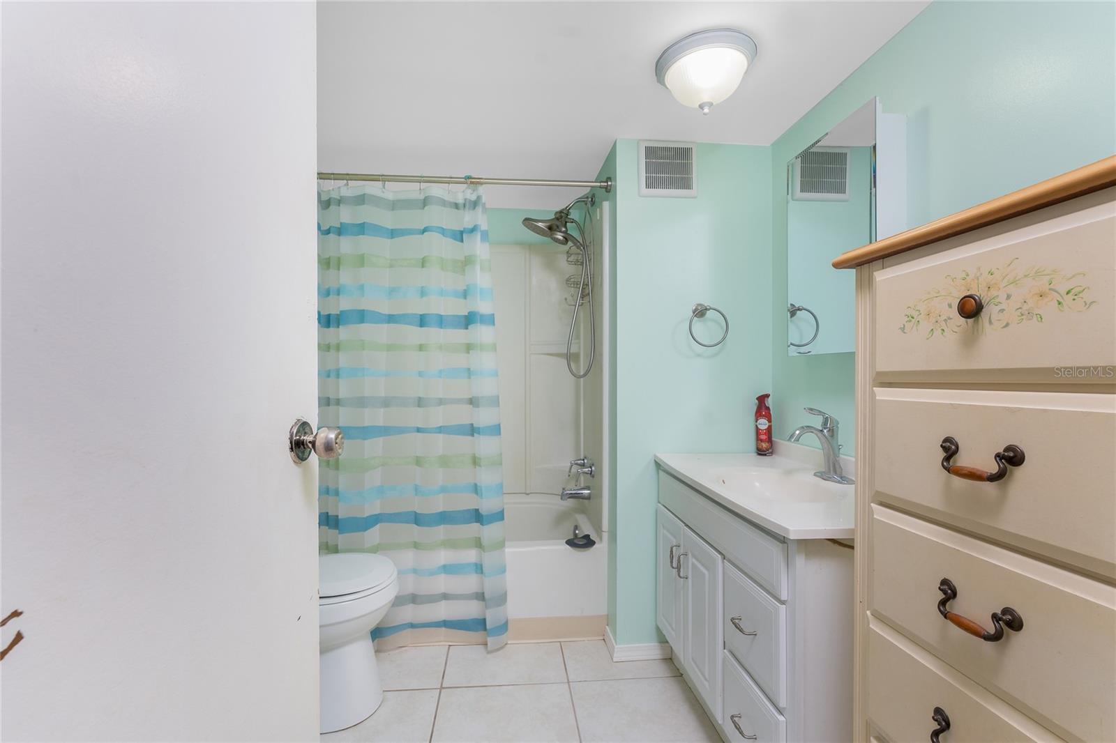 Image 11 of 39 For 5903 Sabalwood Drive