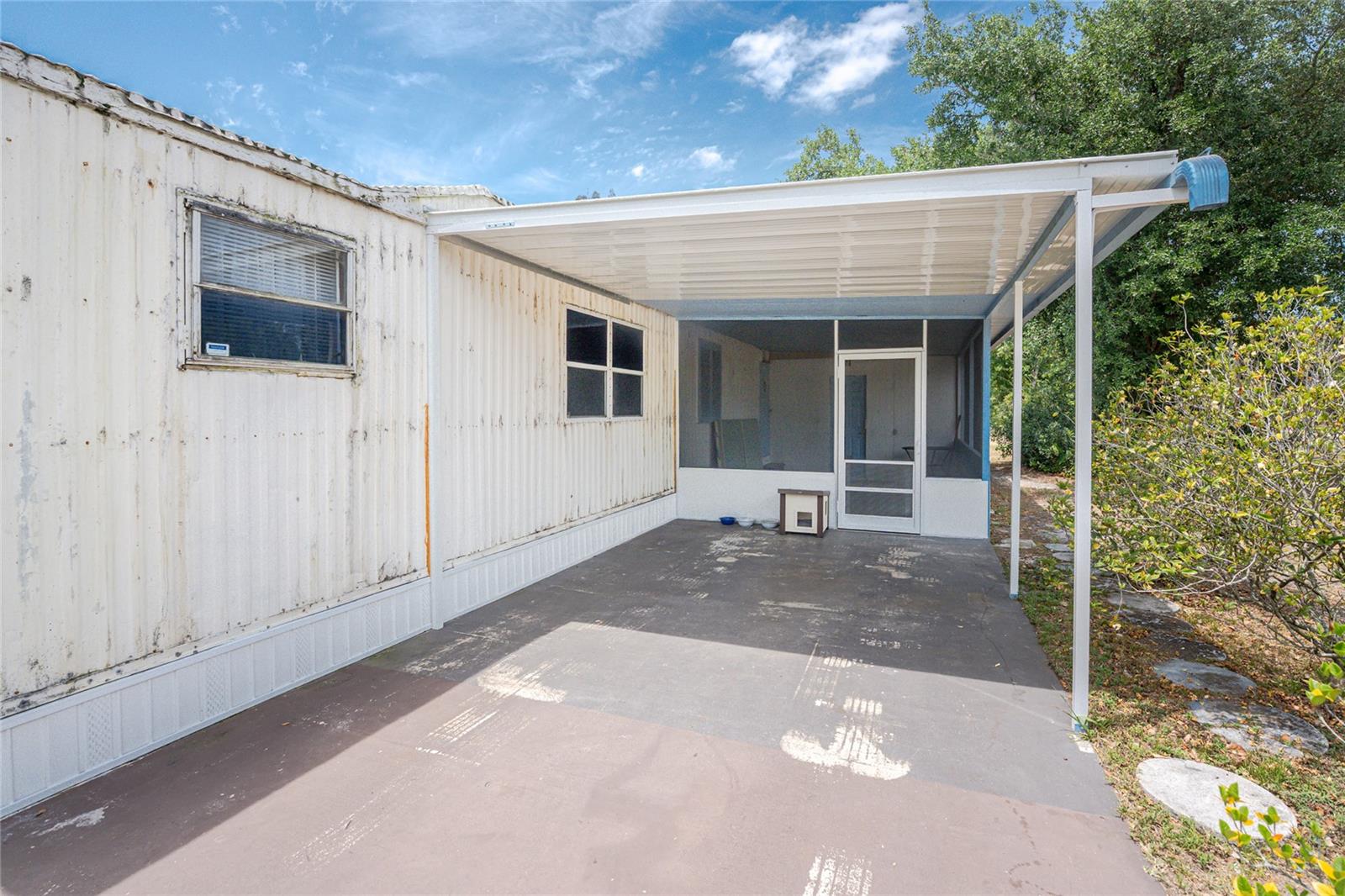 Image 2 of 39 For 5903 Sabalwood Drive