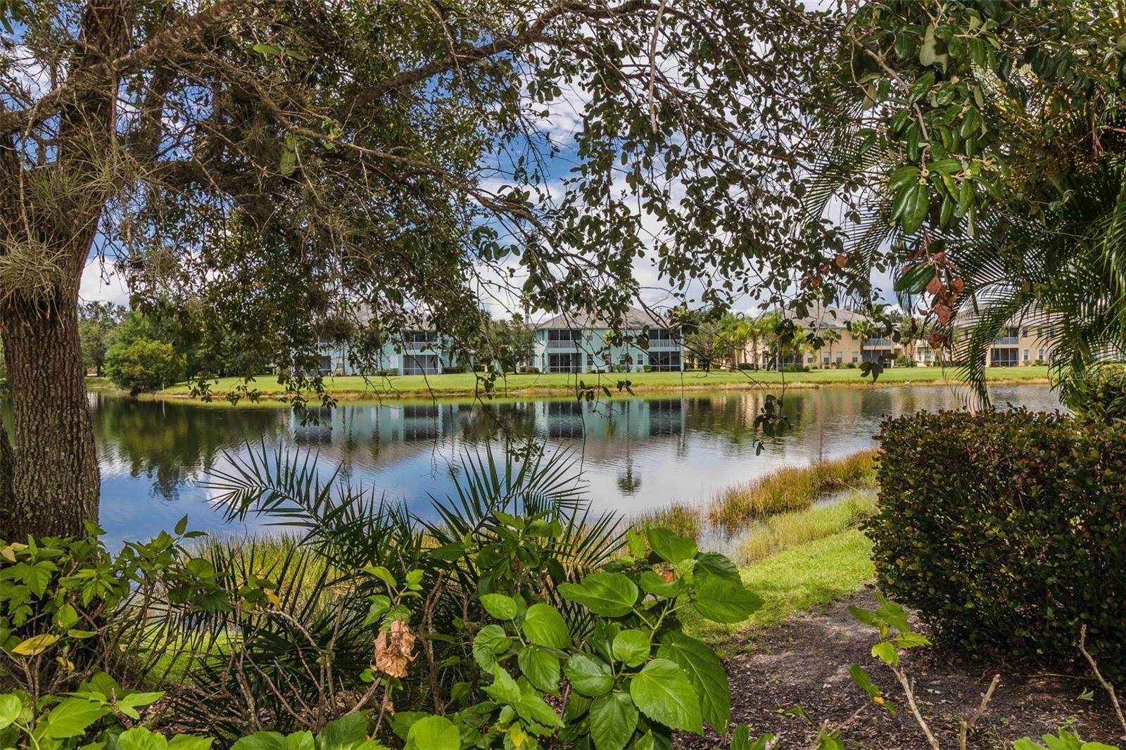 Image 37 of 47 For 2020 Willow Hammock Circle 302
