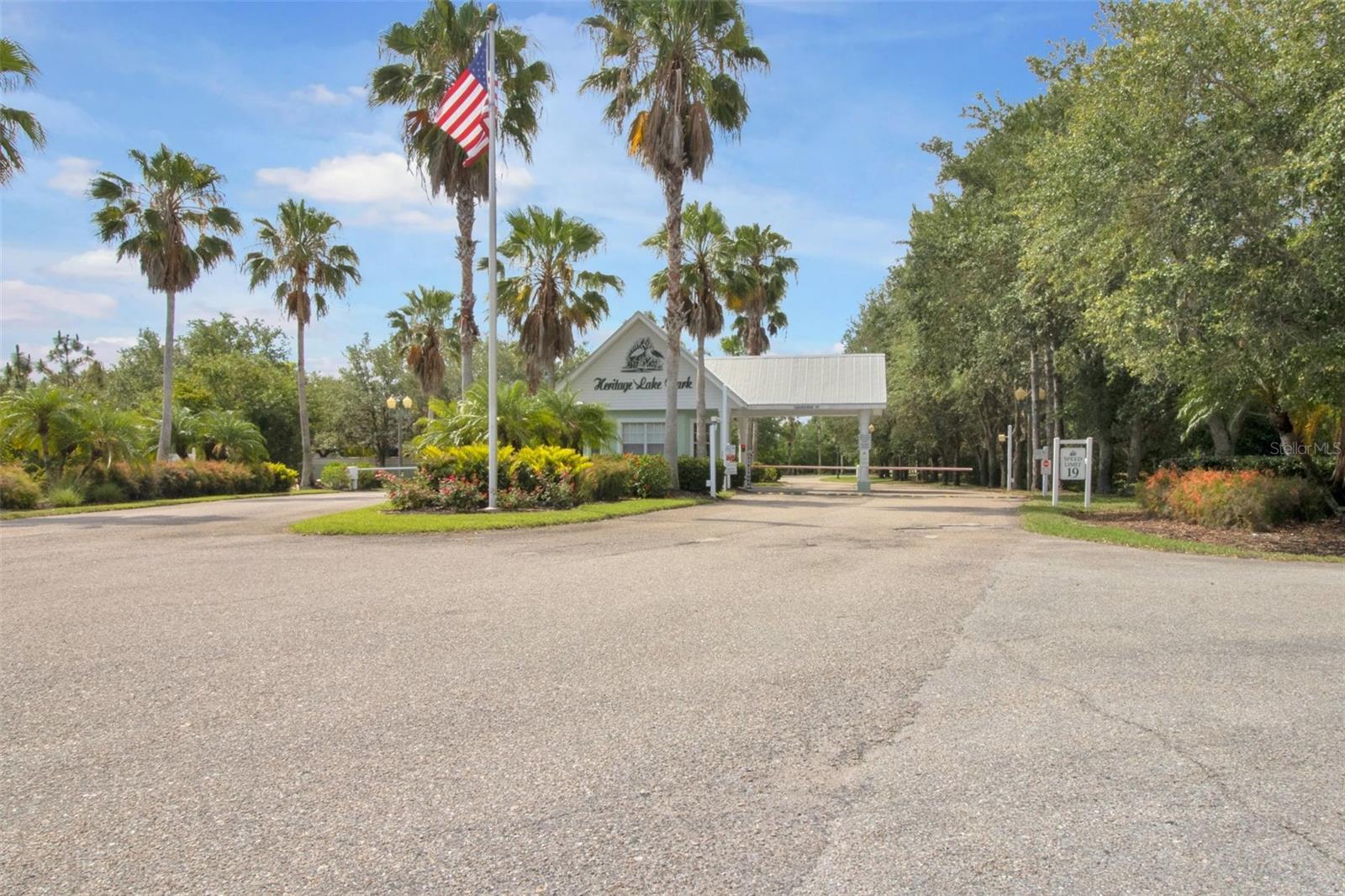 Image 38 of 47 For 2020 Willow Hammock Circle 302