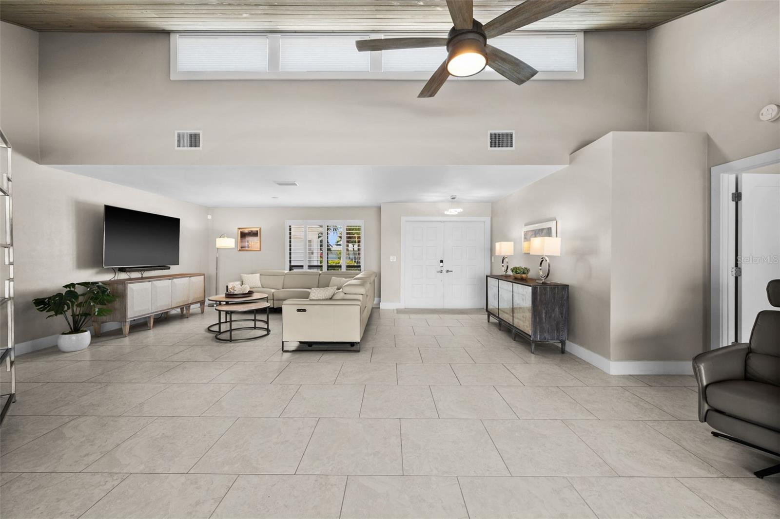 Image 10 of 50 For 621 49th Lane