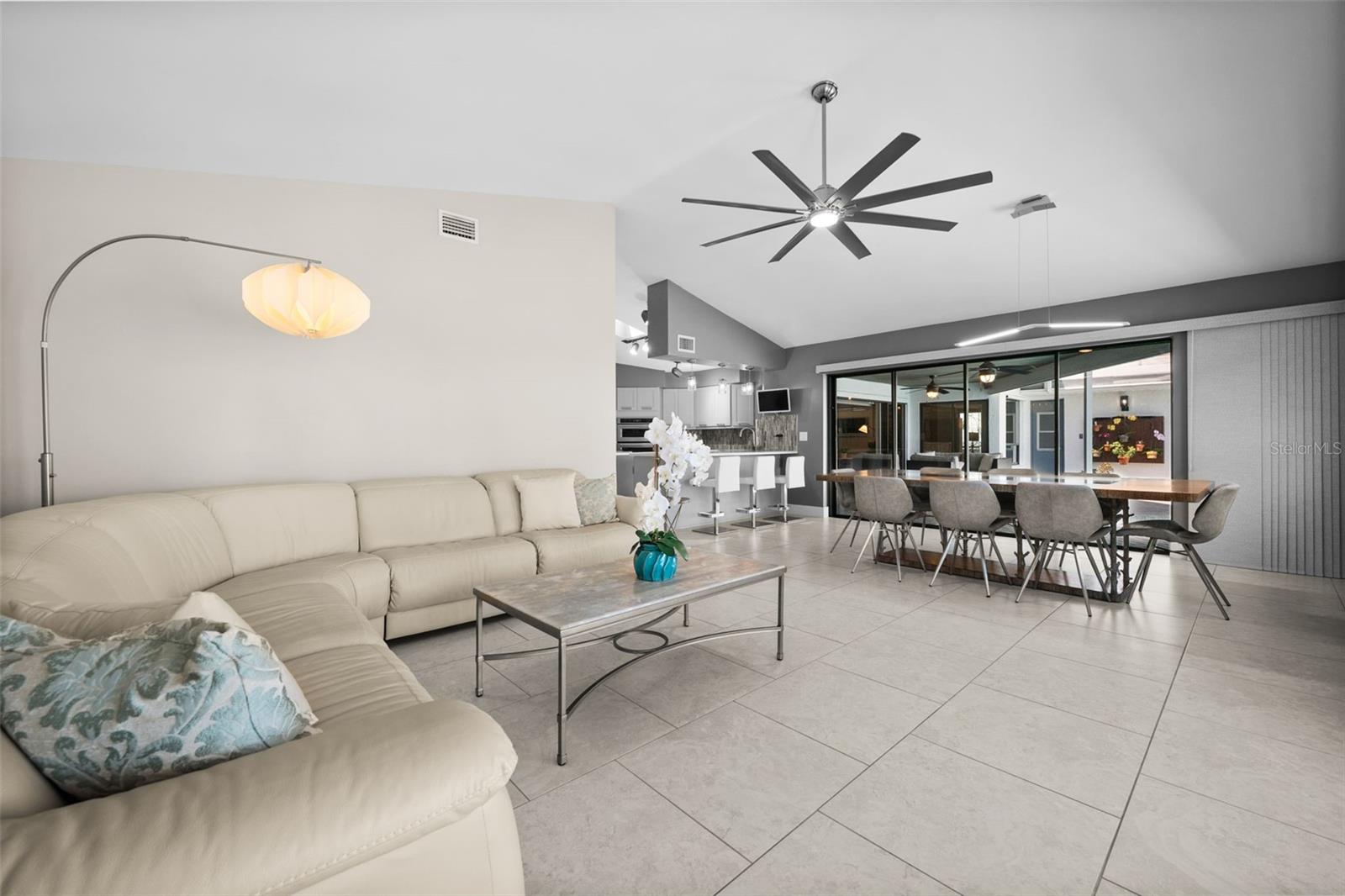 Image 22 of 50 For 621 49th Lane