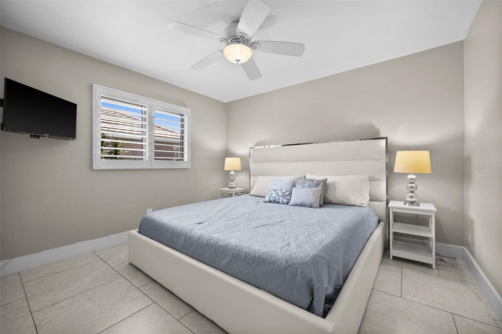 Image 30 of 50 For 621 49th Lane