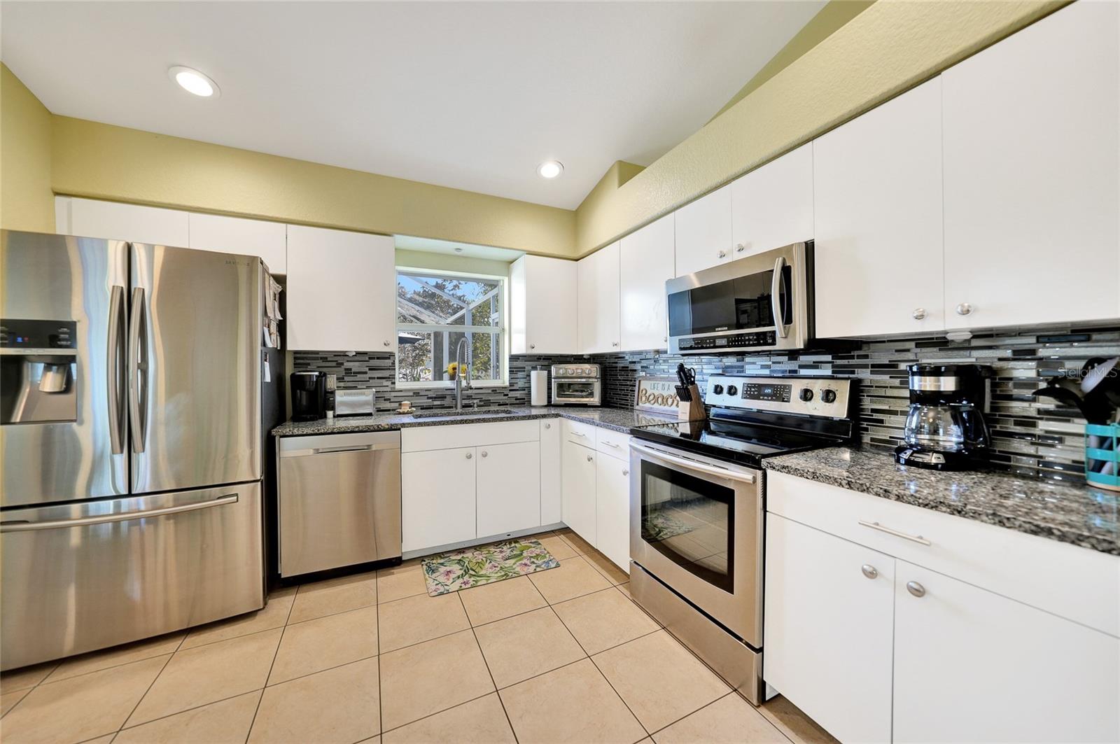 Image 4 of 14 For 4040 Cranberry Boulevard