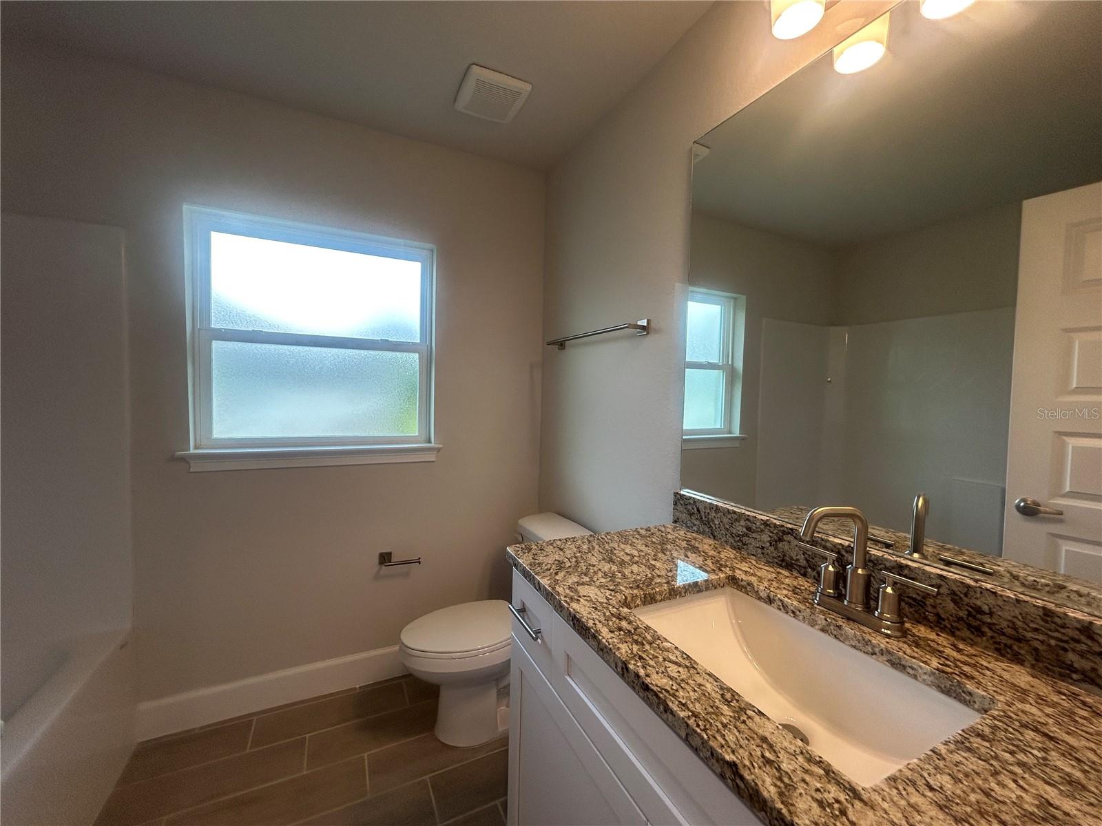 Image 17 of 27 For 23245 Jules Avenue
