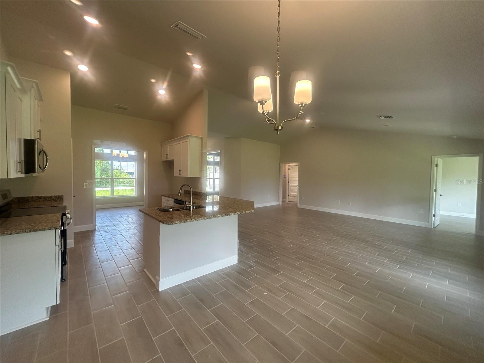 Image 5 of 27 For 23245 Jules Avenue