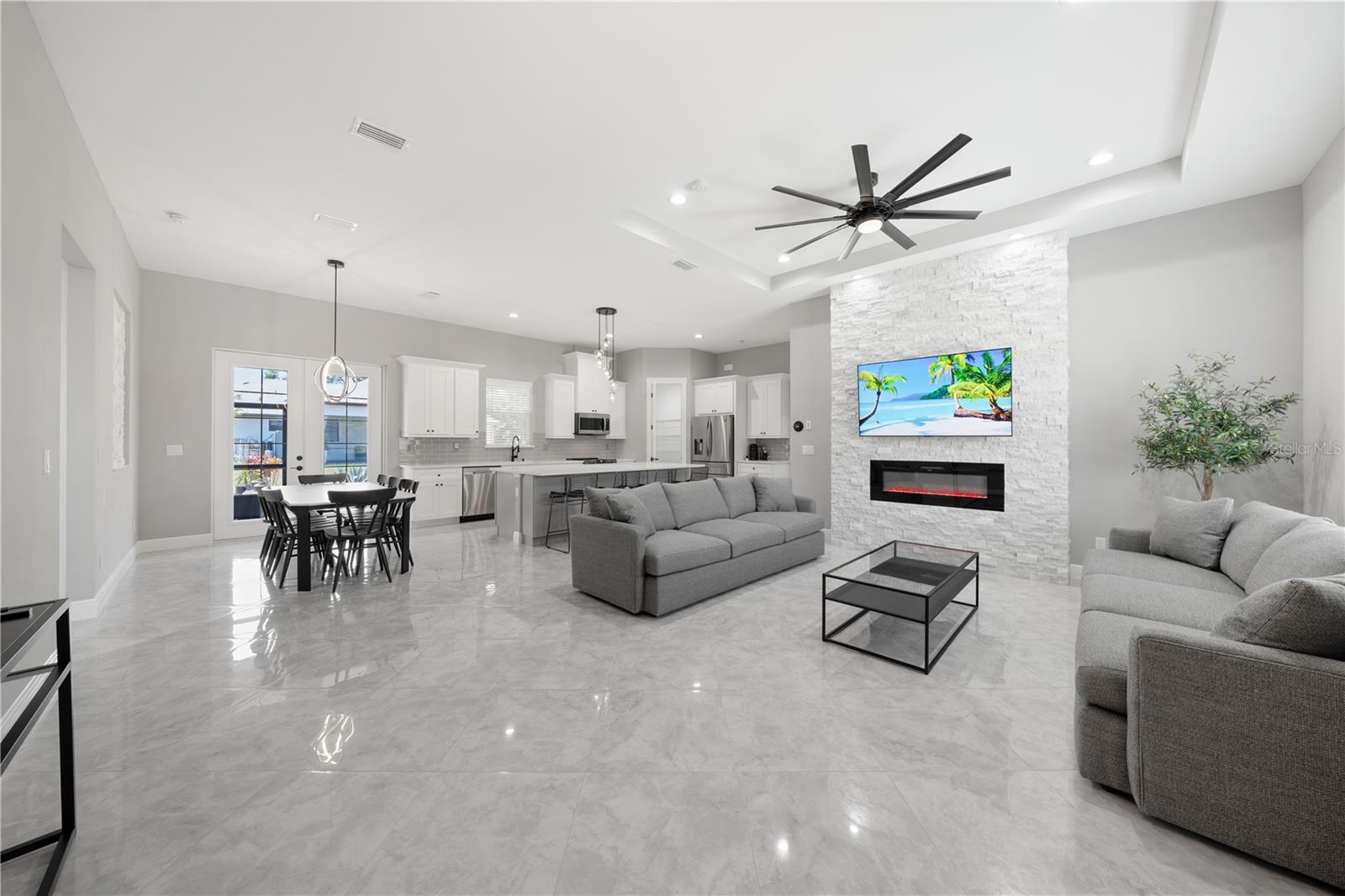 Image 8 of 43 For 2186 Florala Street