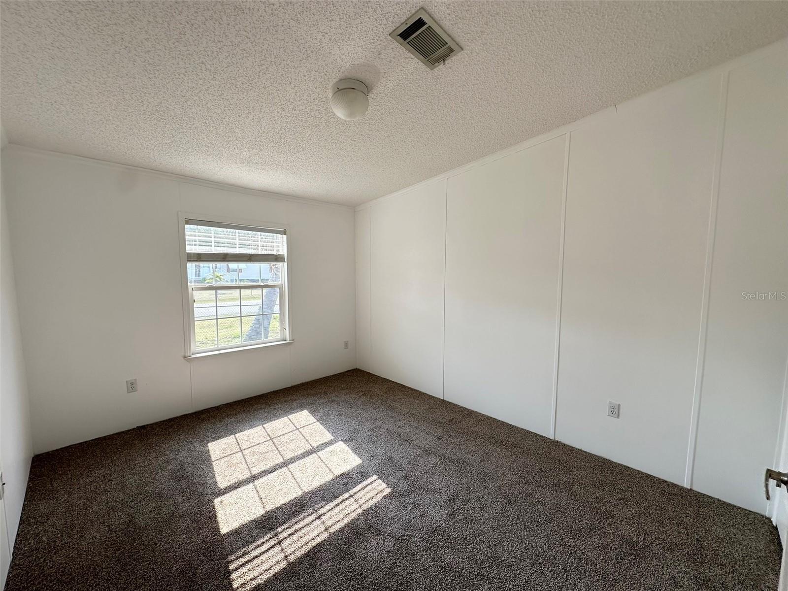 Image 17 of 22 For 6840 Bernadean Boulevard