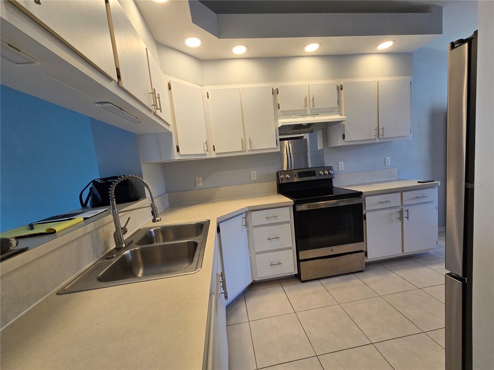 Image 12 of 21 For 11644 Egret Circle 1307