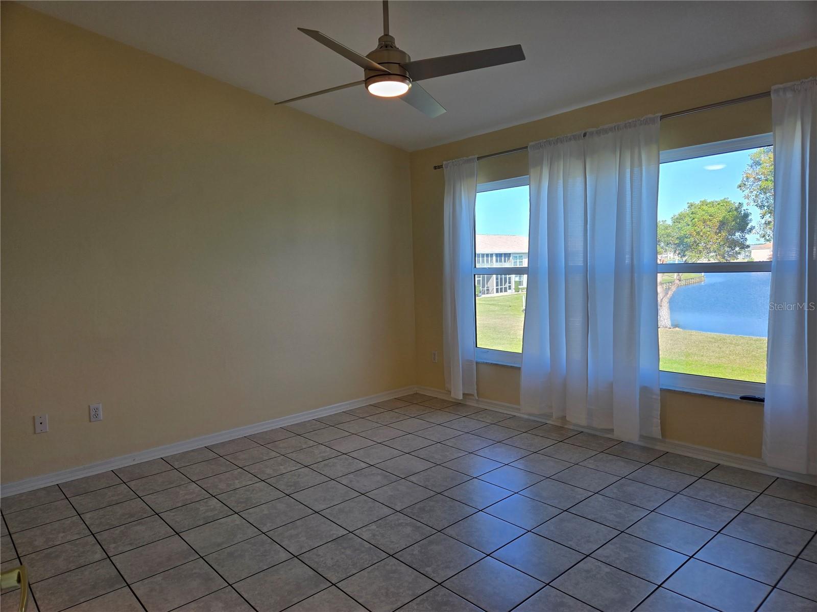 Image 4 of 21 For 11644 Egret Circle 1307