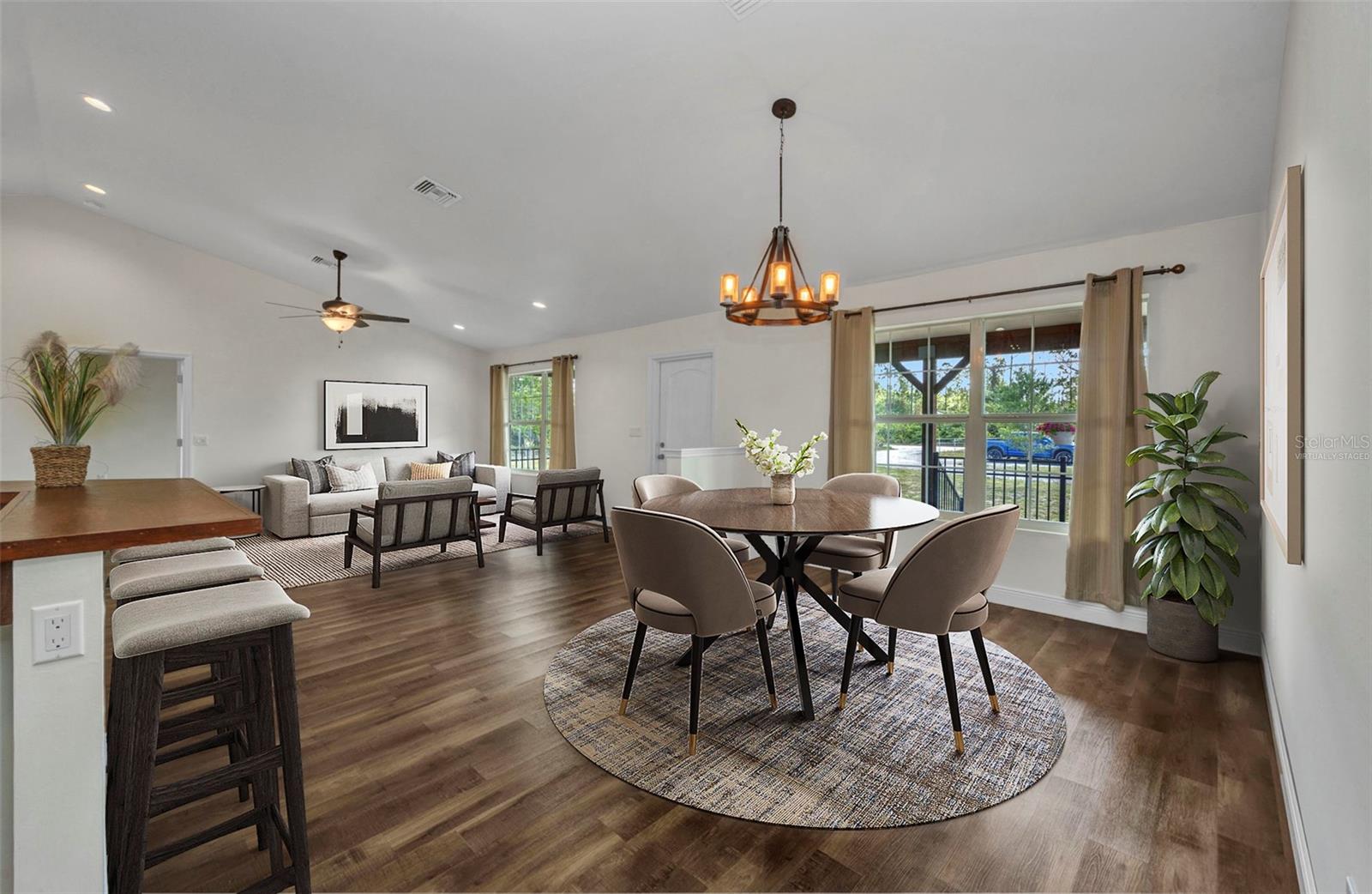 Image 20 of 62 For 6405 Alan Boulevard
