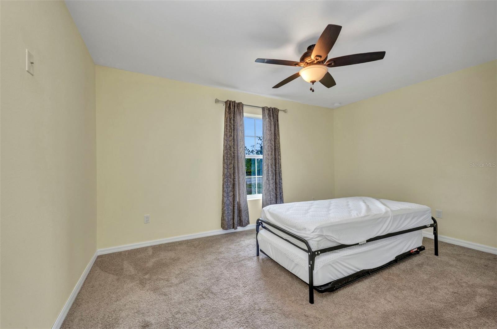 Image 39 of 62 For 6405 Alan Boulevard