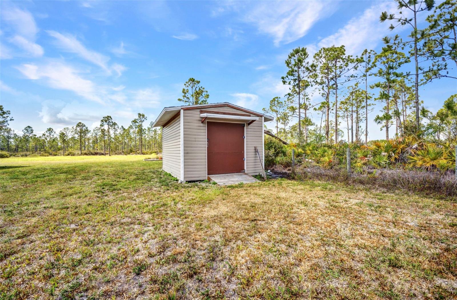 Image 45 of 62 For 6405 Alan Boulevard