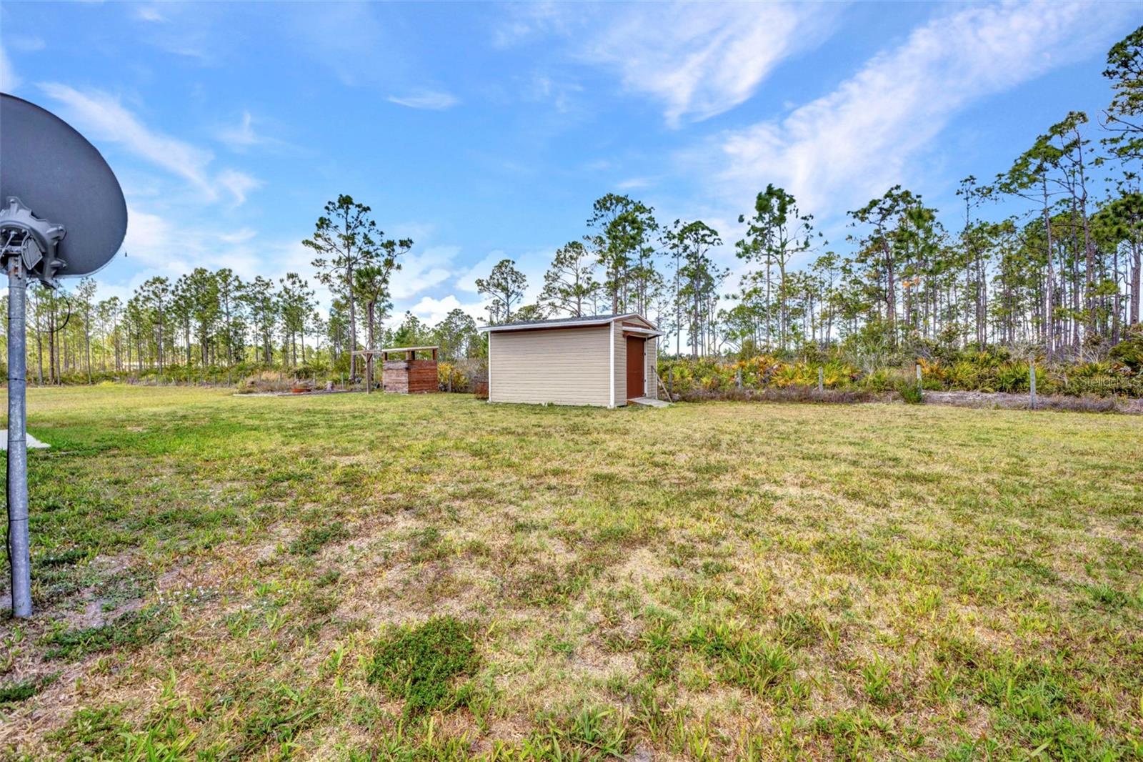 Image 46 of 62 For 6405 Alan Boulevard