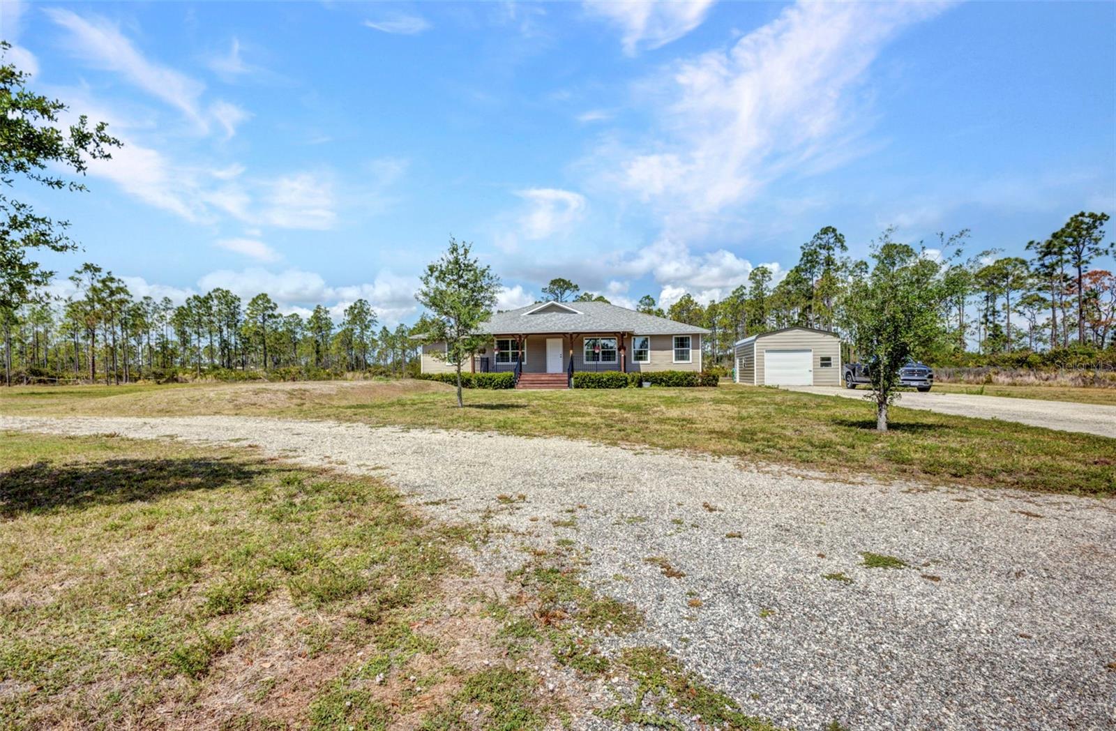 Image 5 of 62 For 6405 Alan Boulevard