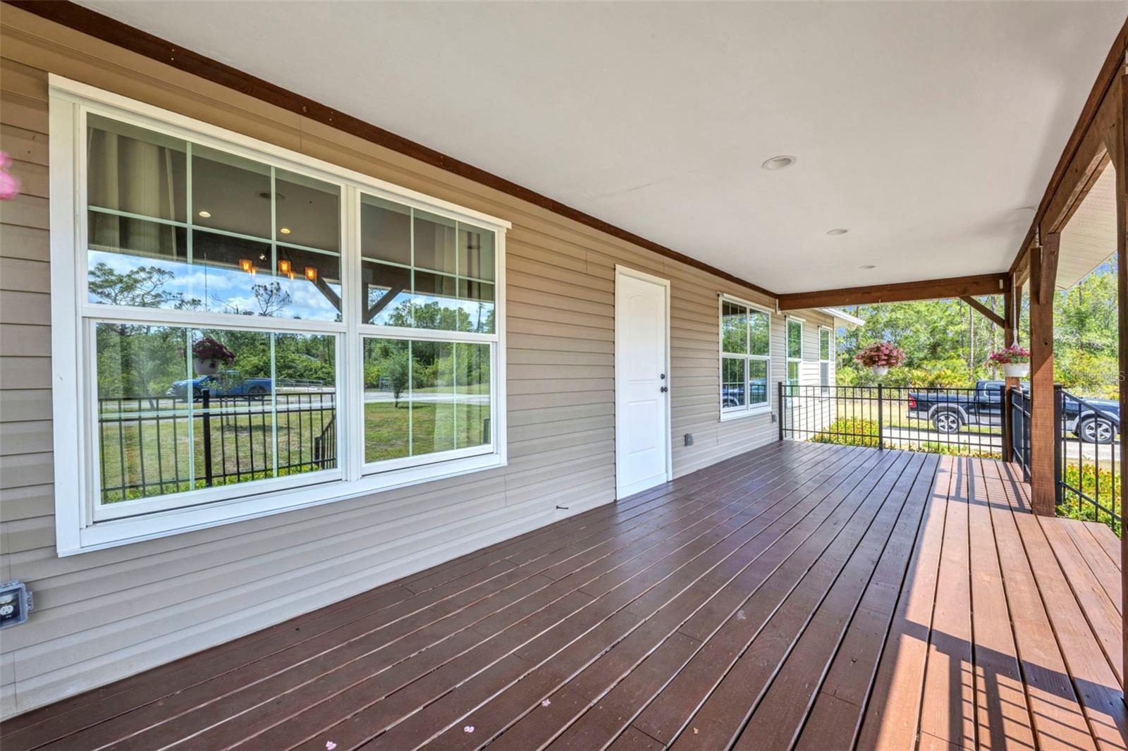 Image 8 of 62 For 6405 Alan Boulevard