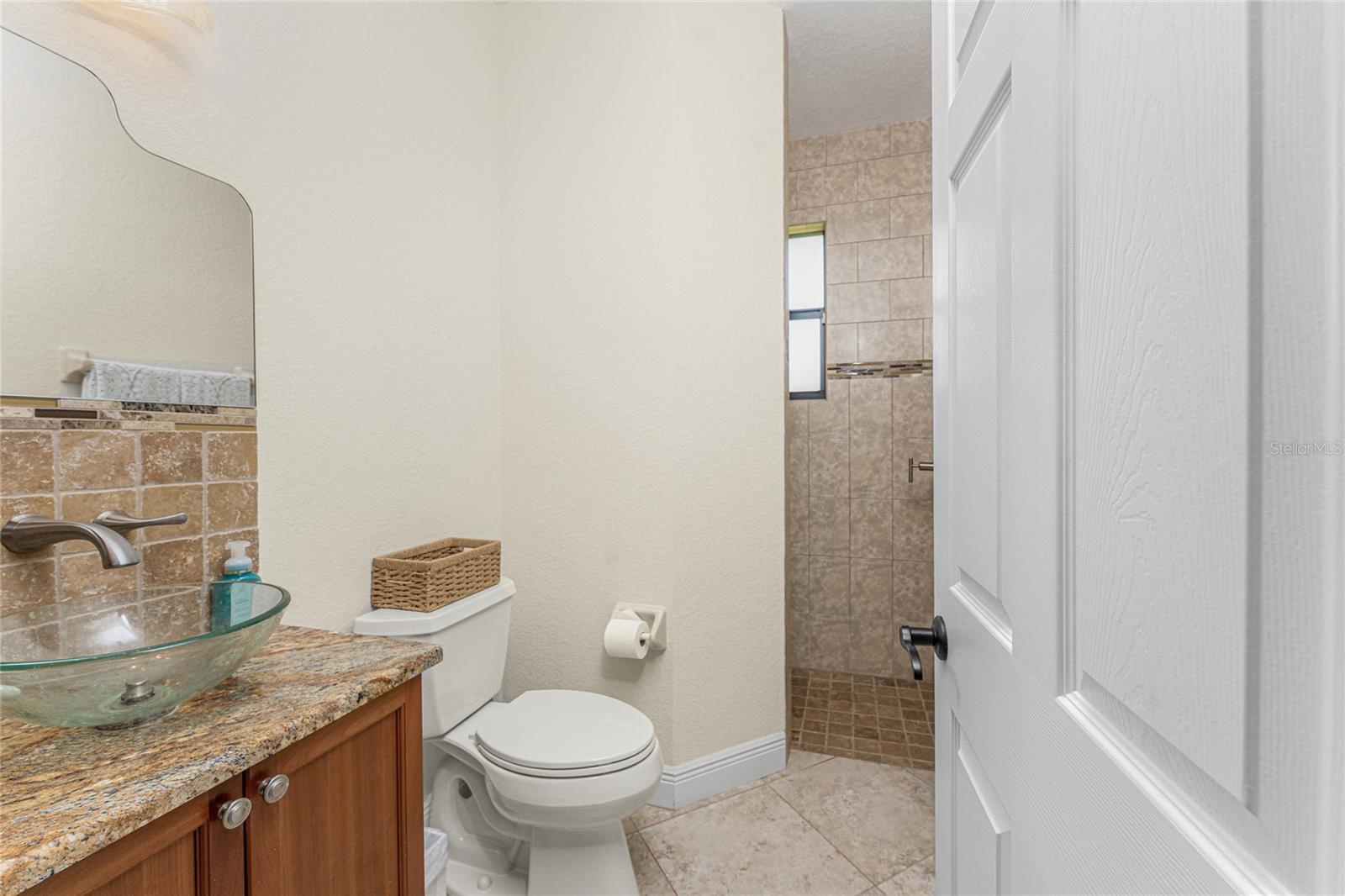 Image 25 of 77 For 4015 La Costa Island Court