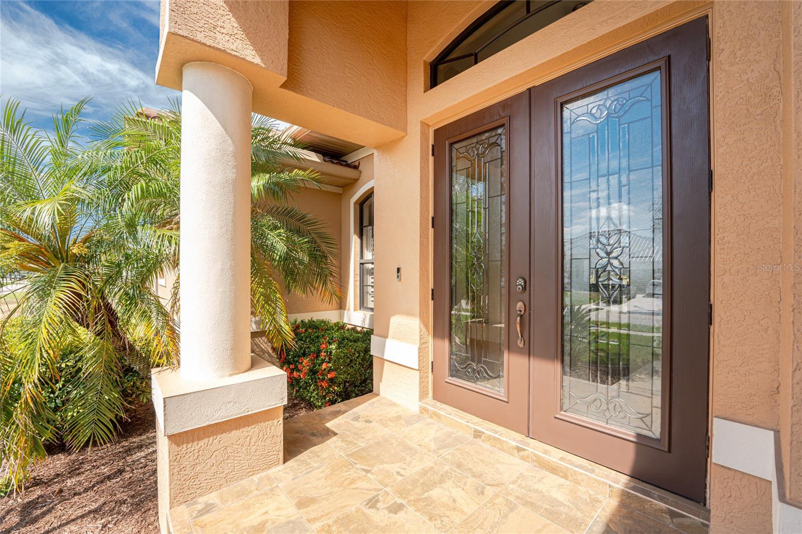 Image 3 of 77 For 4015 La Costa Island Court