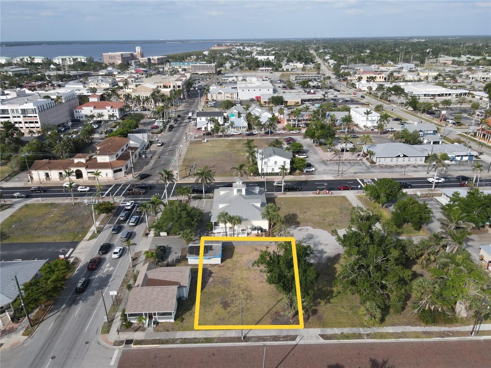 Image 7 of 23 For 308 Goldstein Street