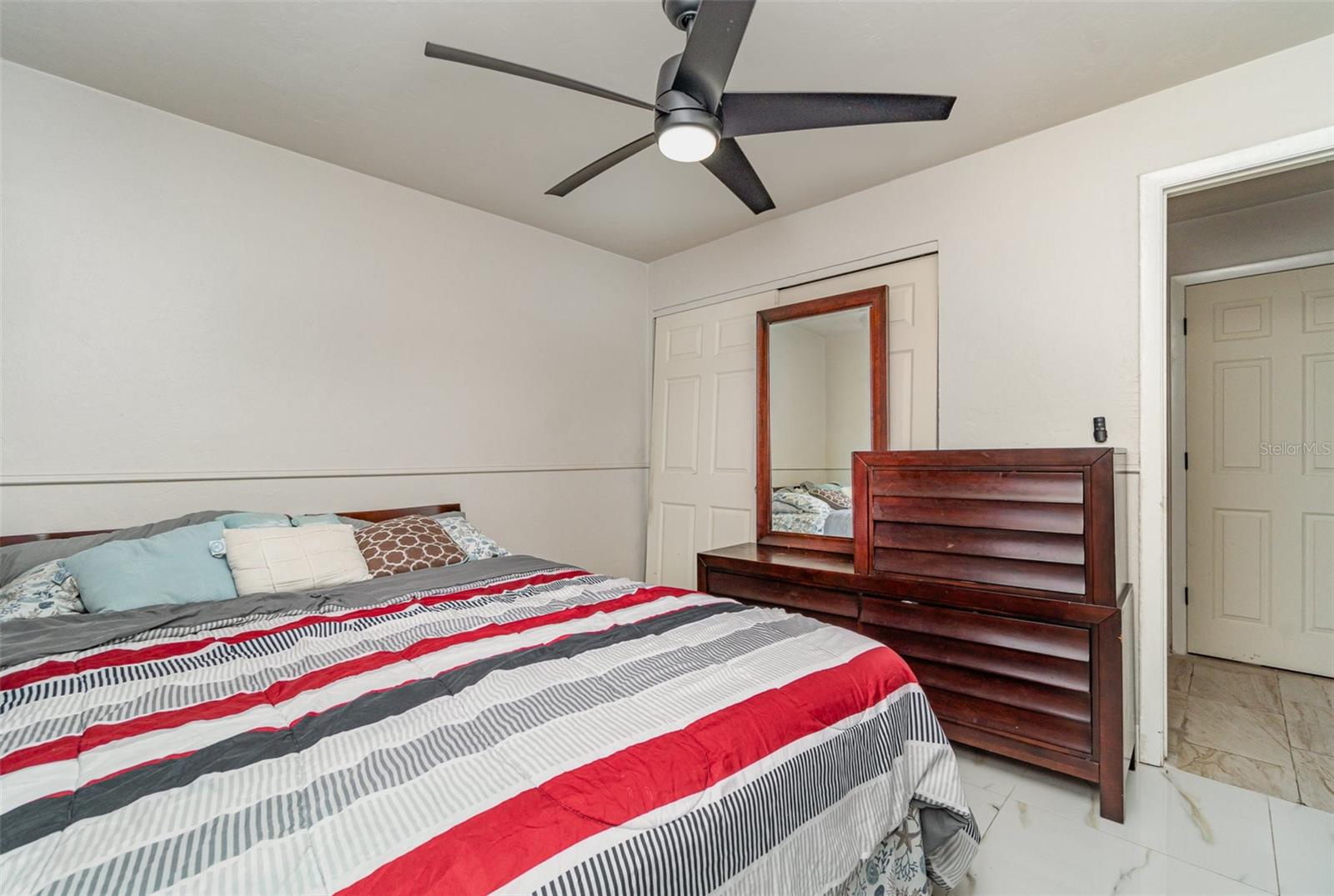 Image 12 of 19 For 4516 Santa Barbara Boulevard 1