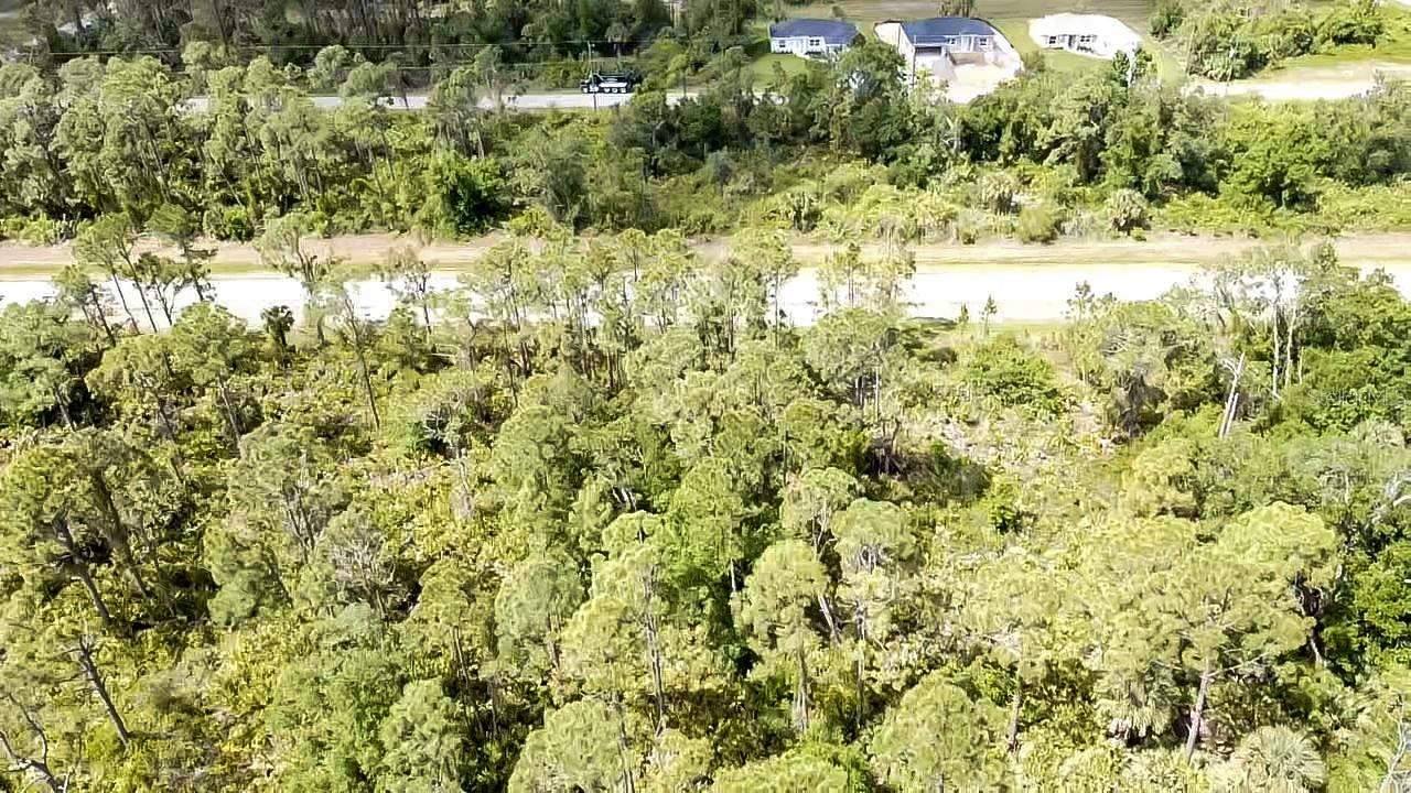 Listing photo id 4 for Orlando Boulevard