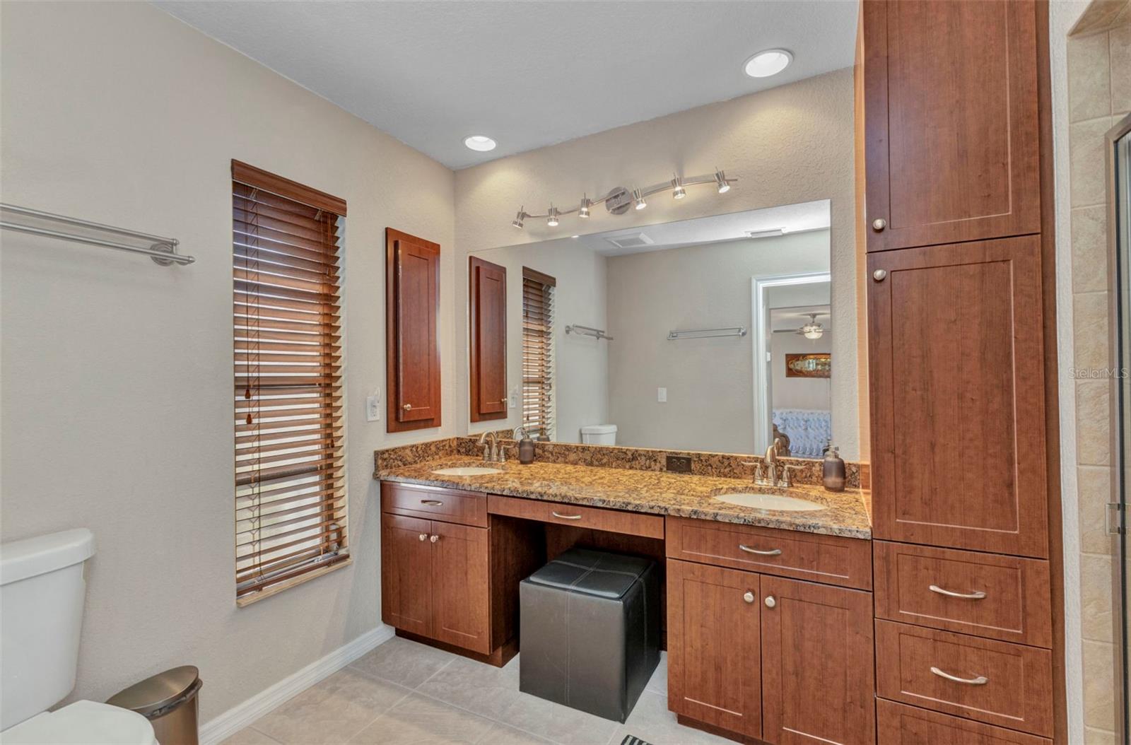 Image 35 of 49 For 18344 Driggers Avenue