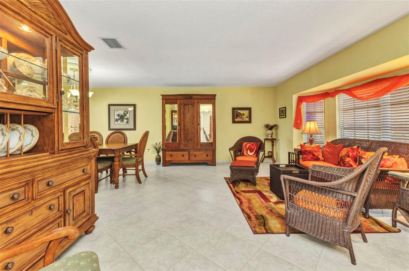 Image 9 of 49 For 18344 Driggers Avenue