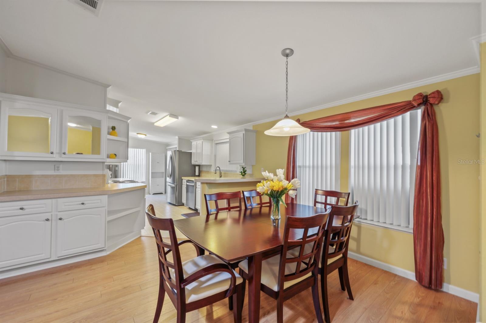 Image 19 of 99 For 2100 Kings Highway 253