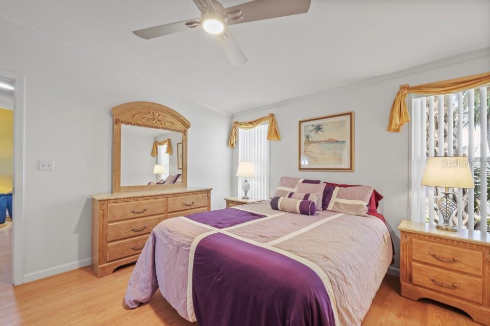 Image 27 of 99 For 2100 Kings Highway 253