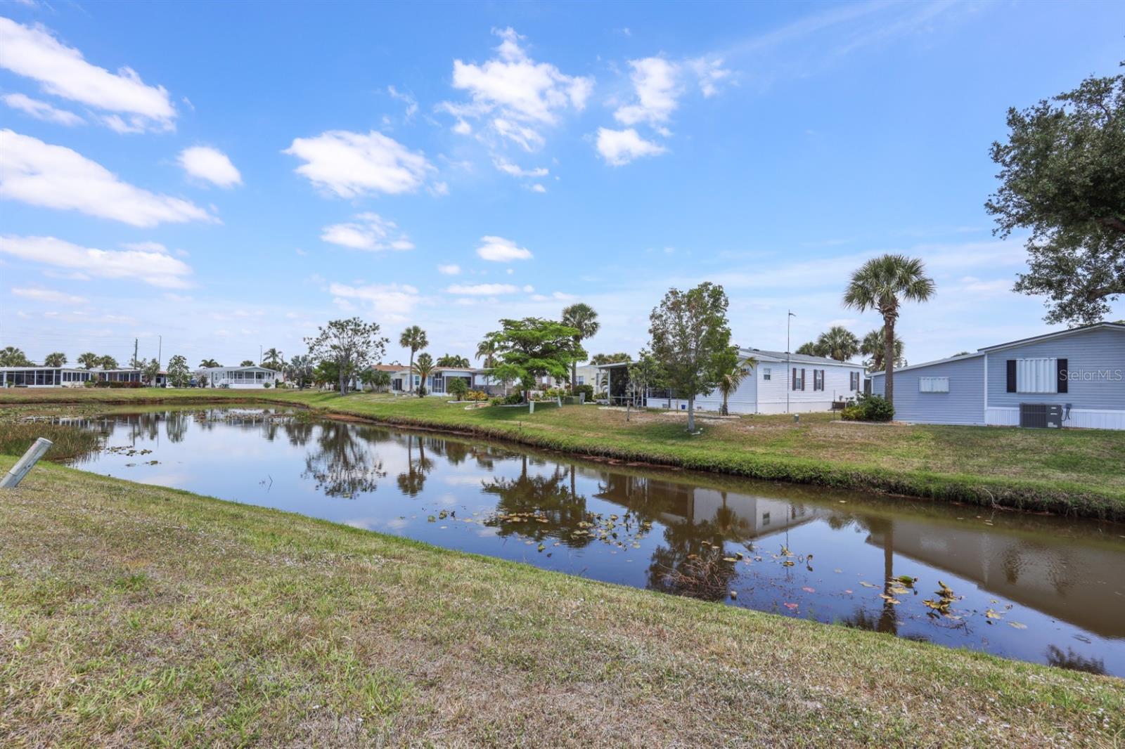 Image 43 of 99 For 2100 Kings Highway 253