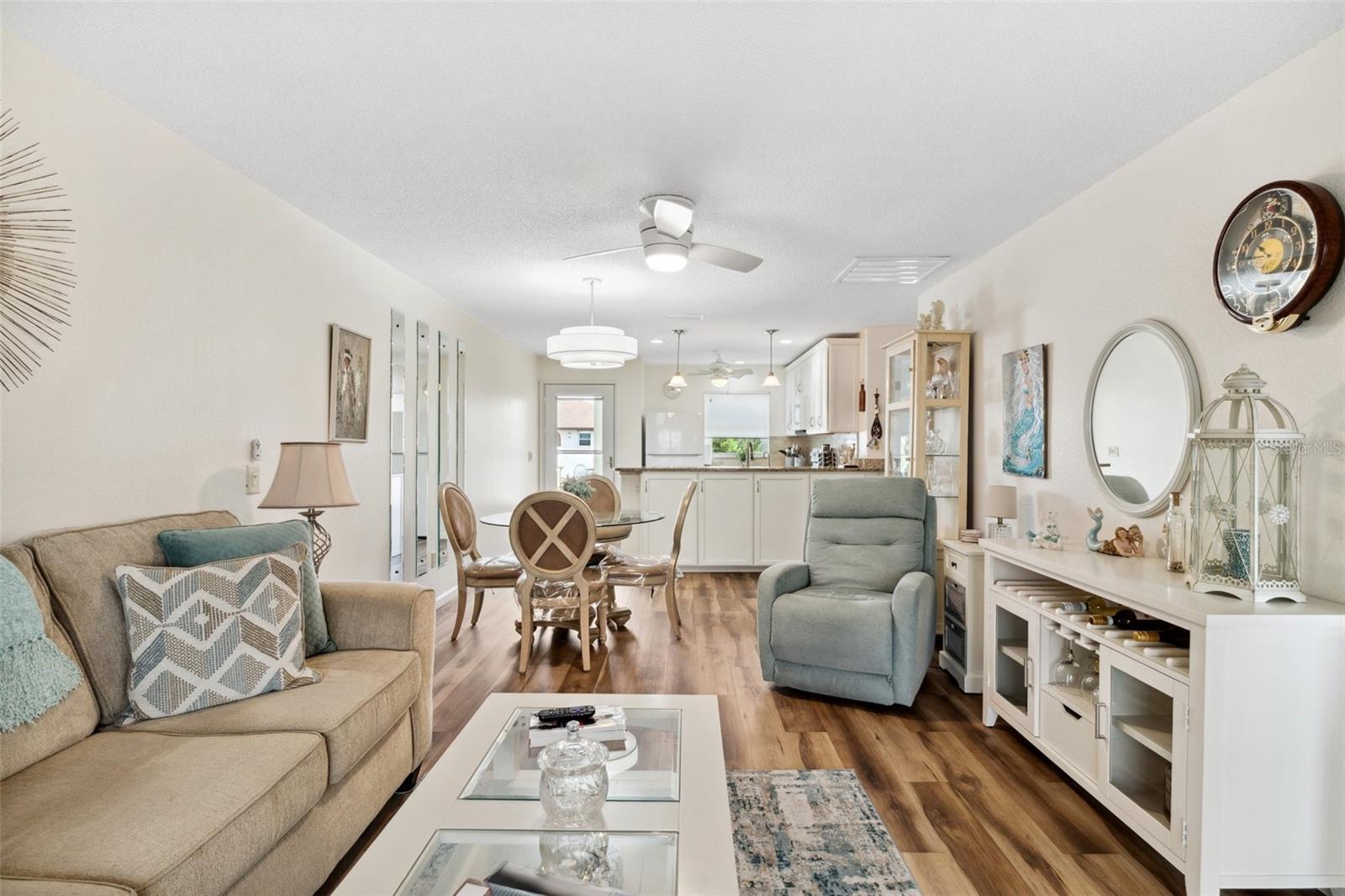 Image 12 of 38 For 25100 Sandhill Boulevard R201
