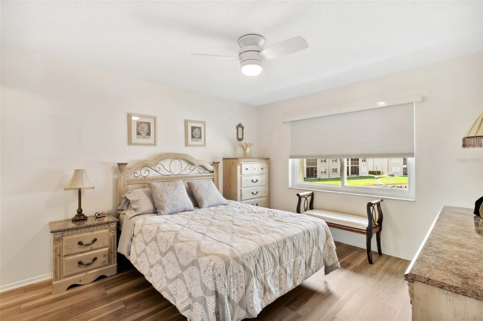 Image 14 of 38 For 25100 Sandhill Boulevard R201