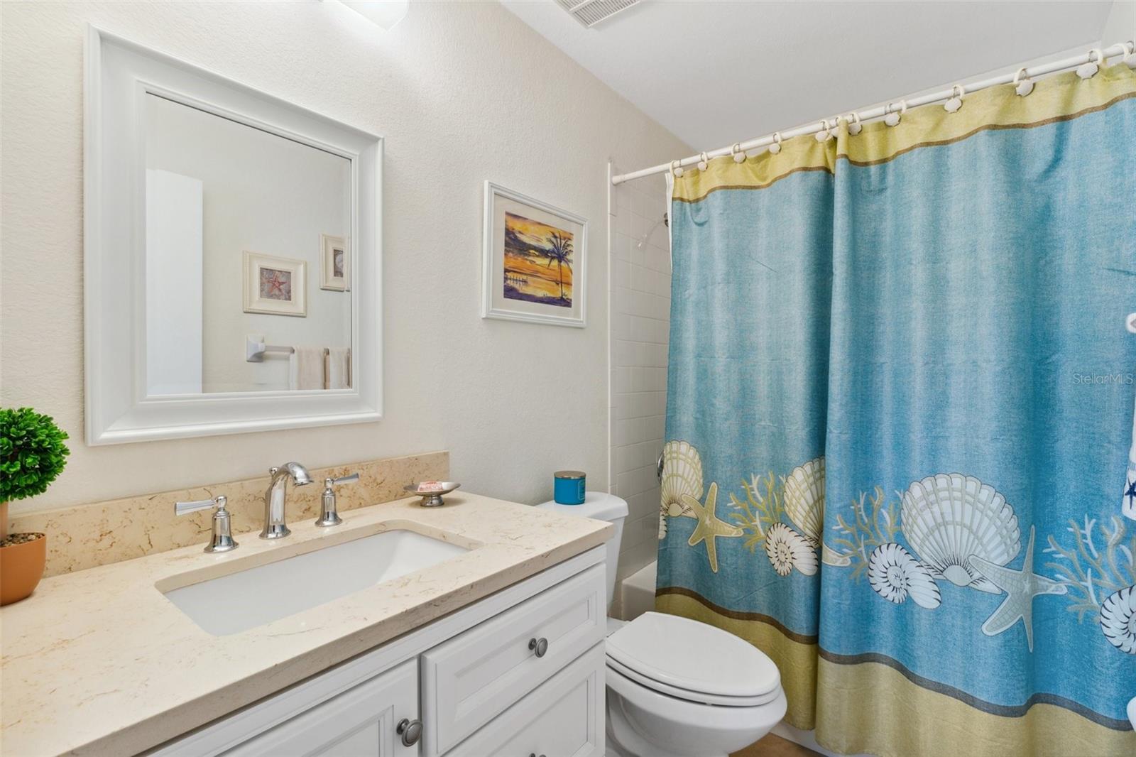 Image 18 of 38 For 25100 Sandhill Boulevard R201