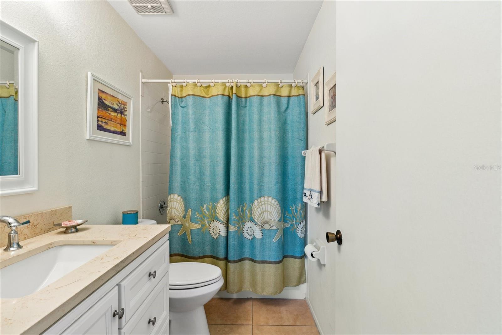 Image 19 of 38 For 25100 Sandhill Boulevard R201