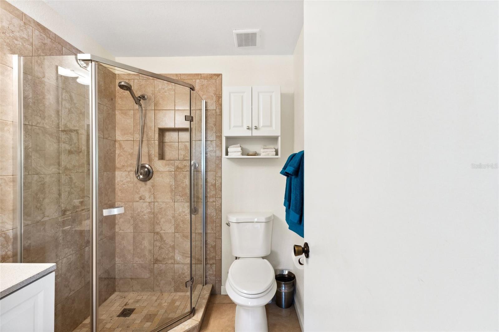 Image 22 of 38 For 25100 Sandhill Boulevard R201