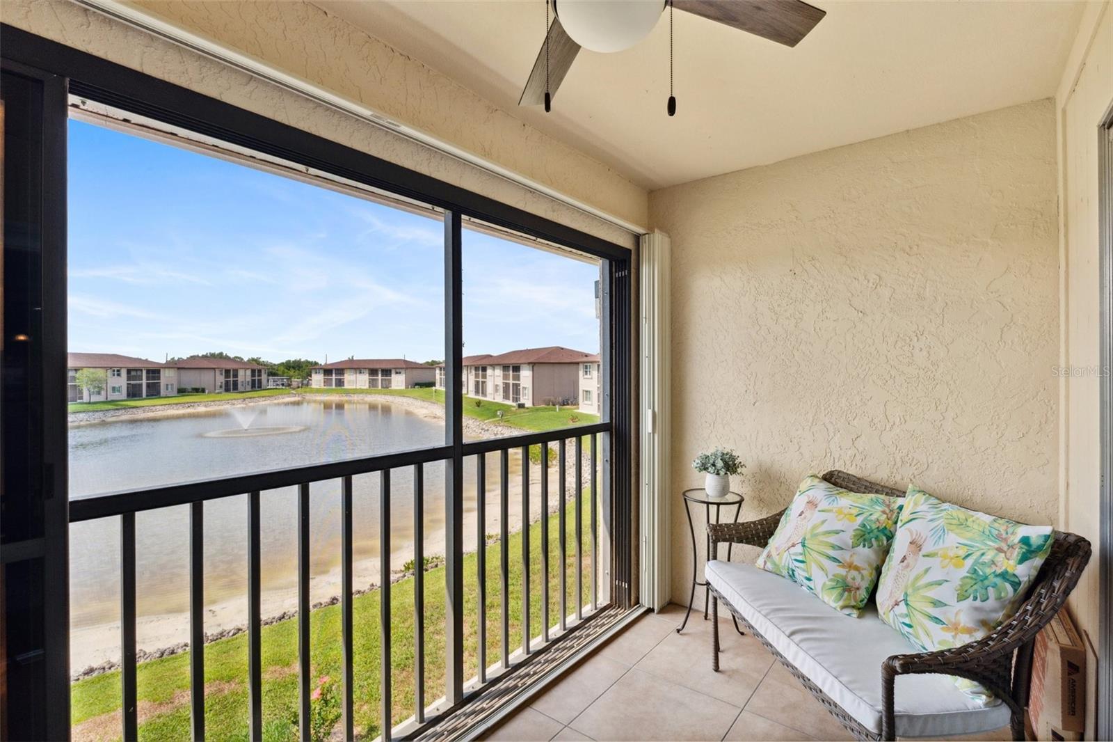 Image 24 of 38 For 25100 Sandhill Boulevard R201