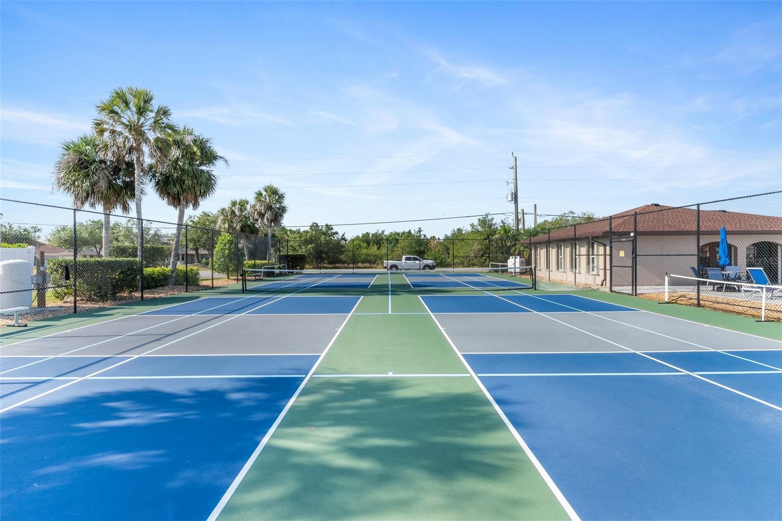 Image 36 of 38 For 25100 Sandhill Boulevard R201