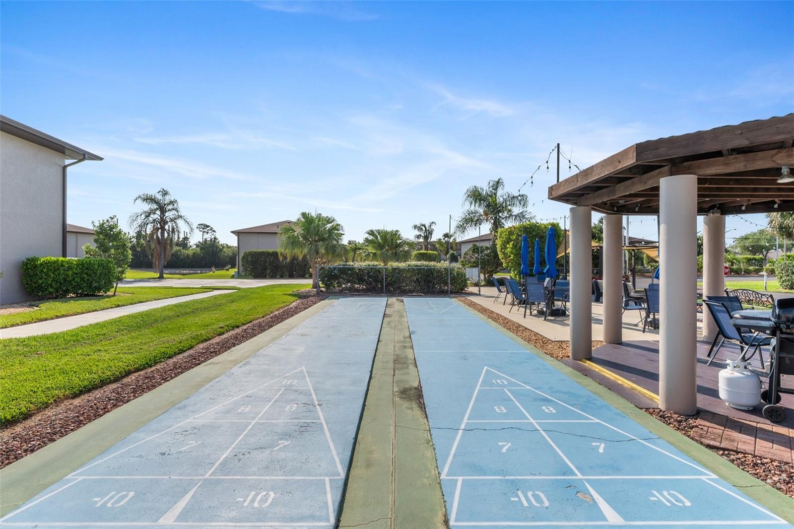 Image 37 of 38 For 25100 Sandhill Boulevard R201