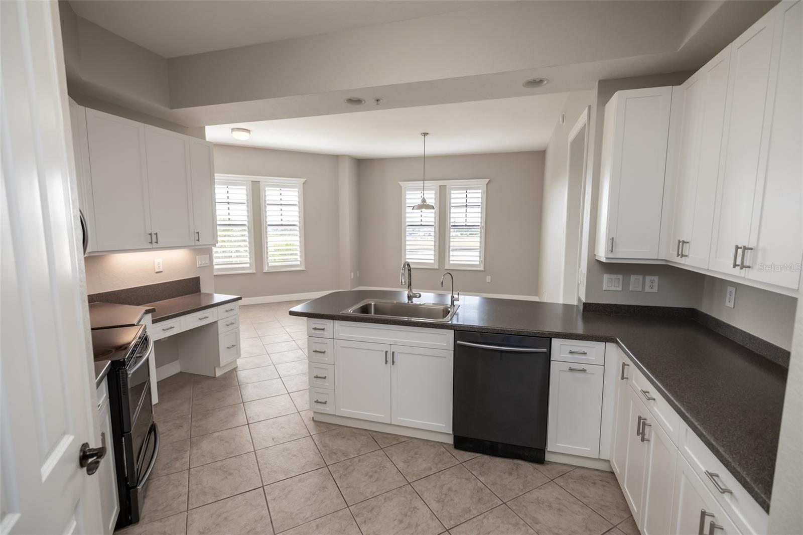Image 11 of 54 For 99 Vivante Boulevard 311